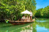 สลักคอก Kayaking หรือ Gondola