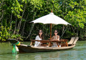 เรือคอนโดล่า สลักคอก เรือคอนโดล่า สลักคอก
