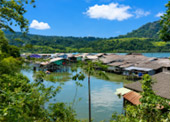 อ่าวใหญ่ Fishing Village